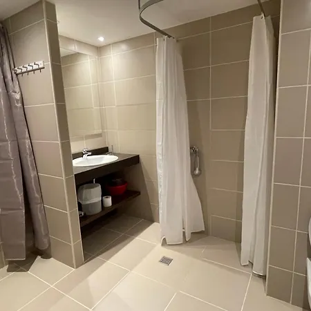 6 Pers, Piscine, Animaux Admis, Gourette - Fr-1-860-33 Apartmán